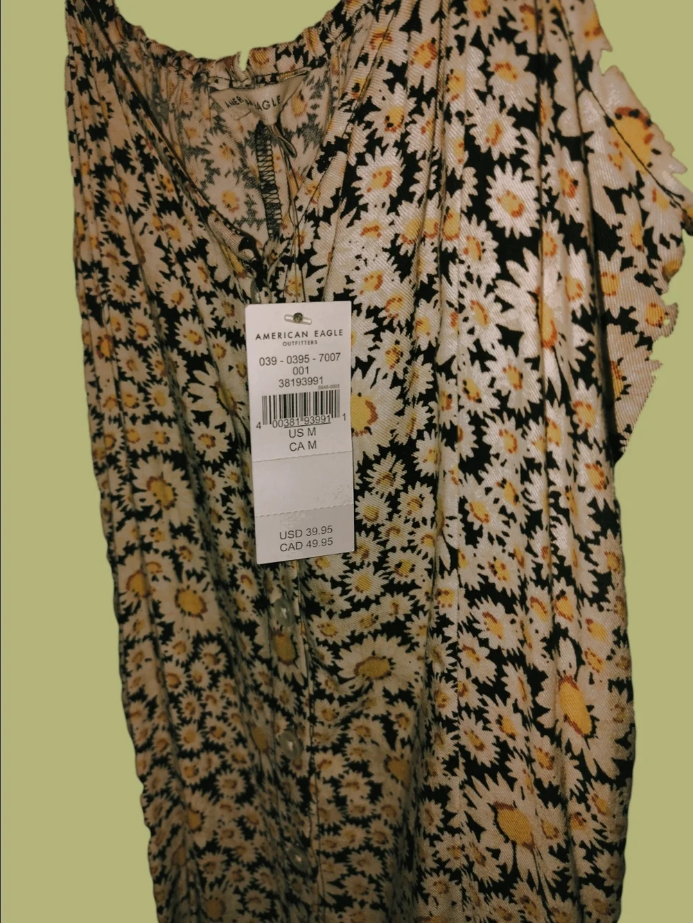 American Eagle Outfitters Women’s Black Daisy Print Button-Front Top - Picture 1 of 10